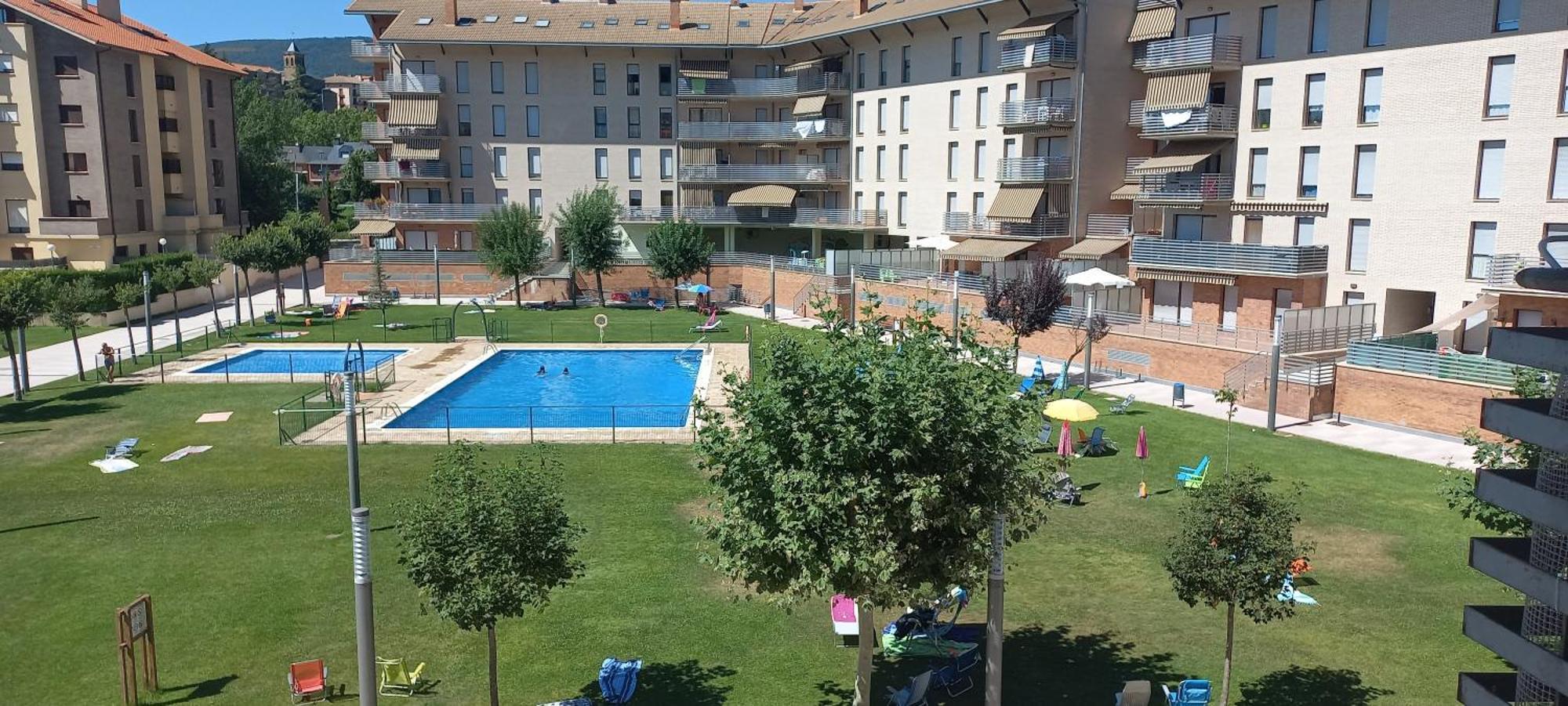 Apartamento Pilartxo Jaca Exterior foto